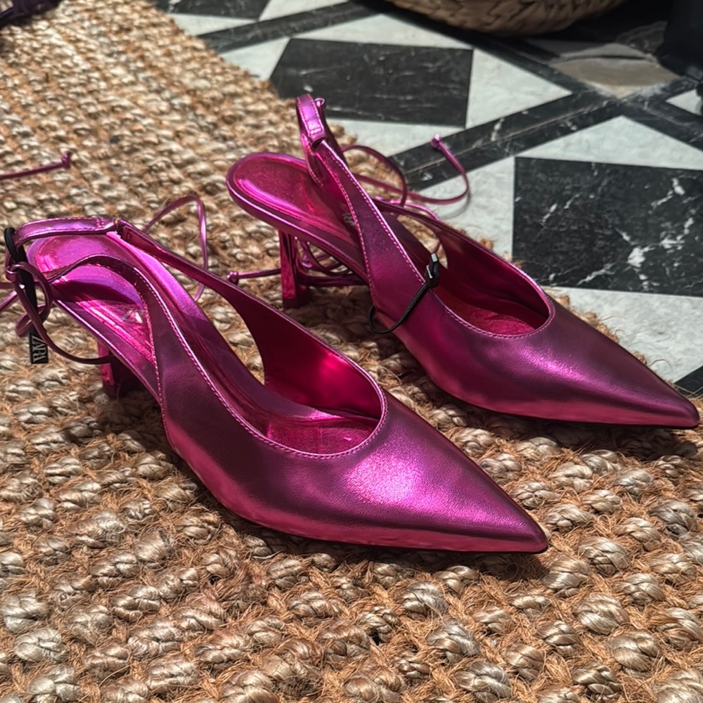 Zara Pink Slingback Heels with Metallic Finish
